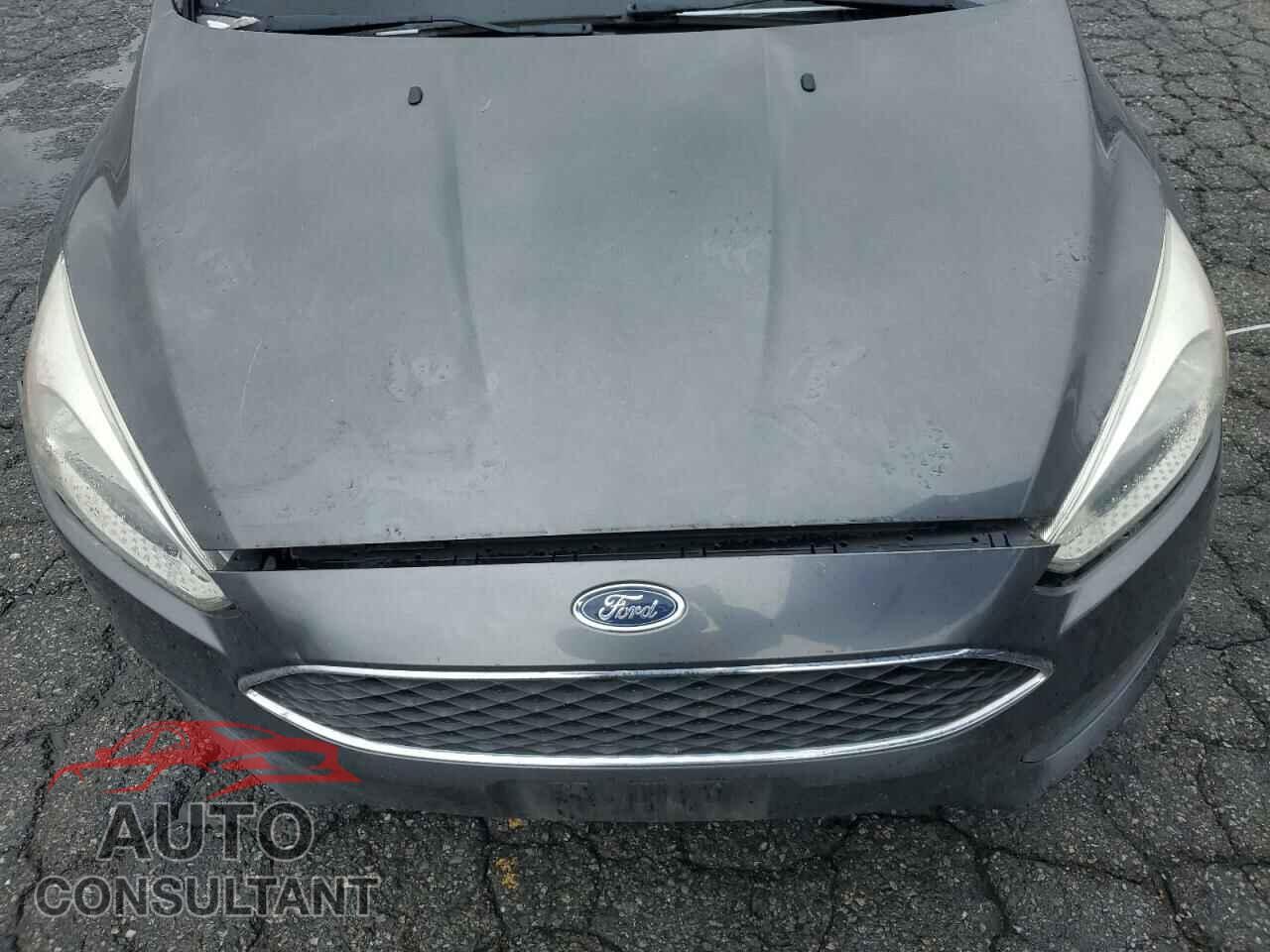 FORD FOCUS 2017 - 1FADP3E22HL219776