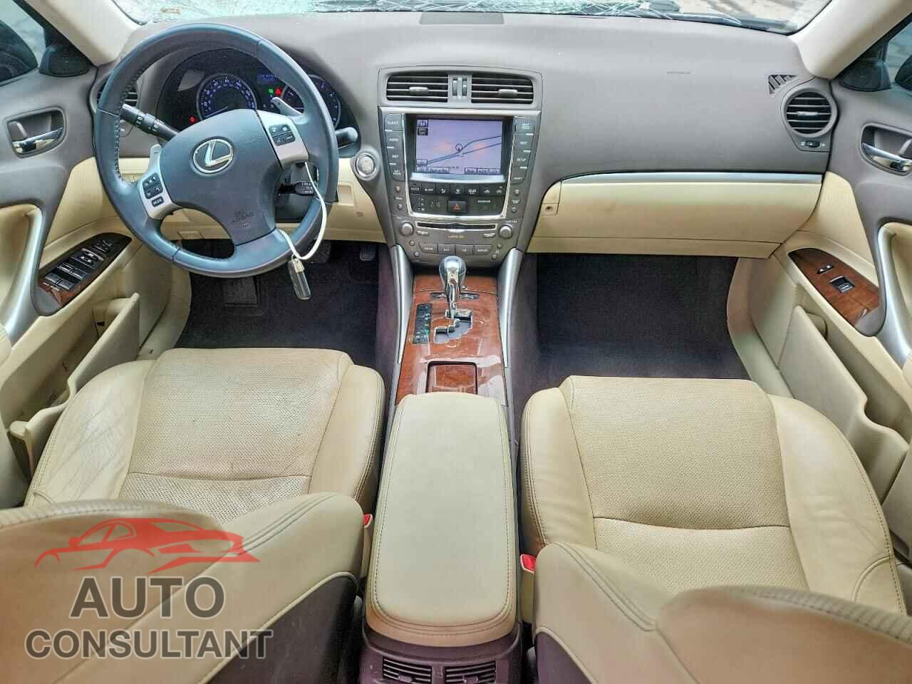 LEXUS IS 2012 - JTHBF5C20C5167028