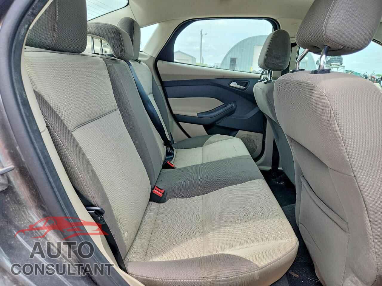 FORD FOCUS 2012 - 1FAHP3F23CL313254