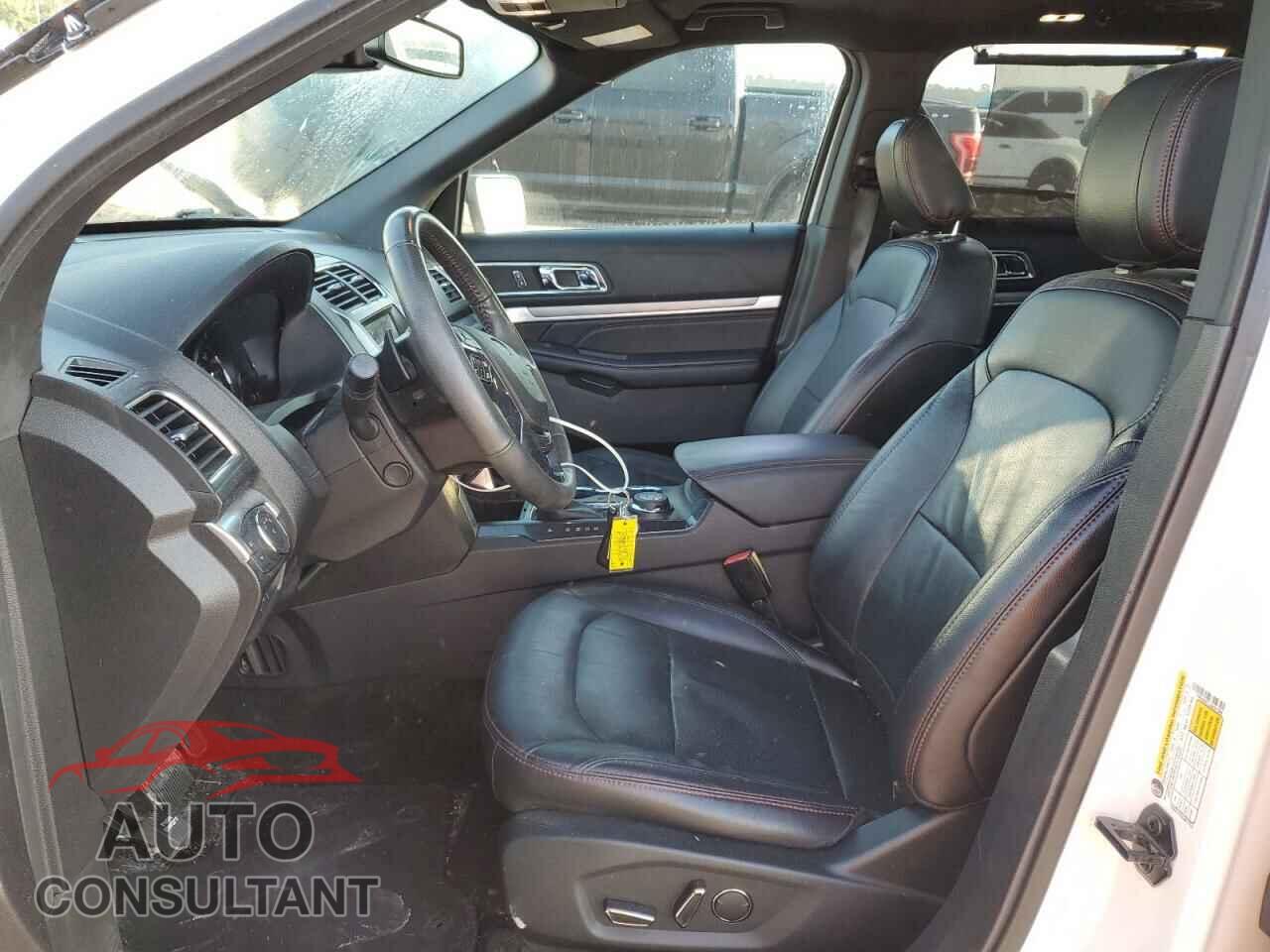FORD EXPLORER 2018 - 1FM5K8GT1JGC57008