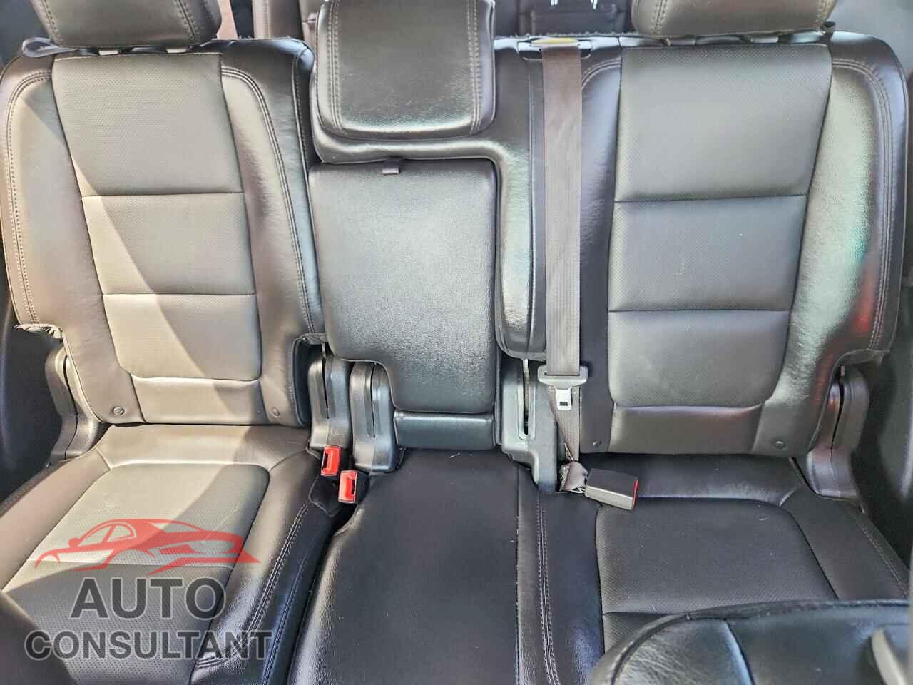 FORD EXPLORER 2015 - 1FM5K8F81FGA51241