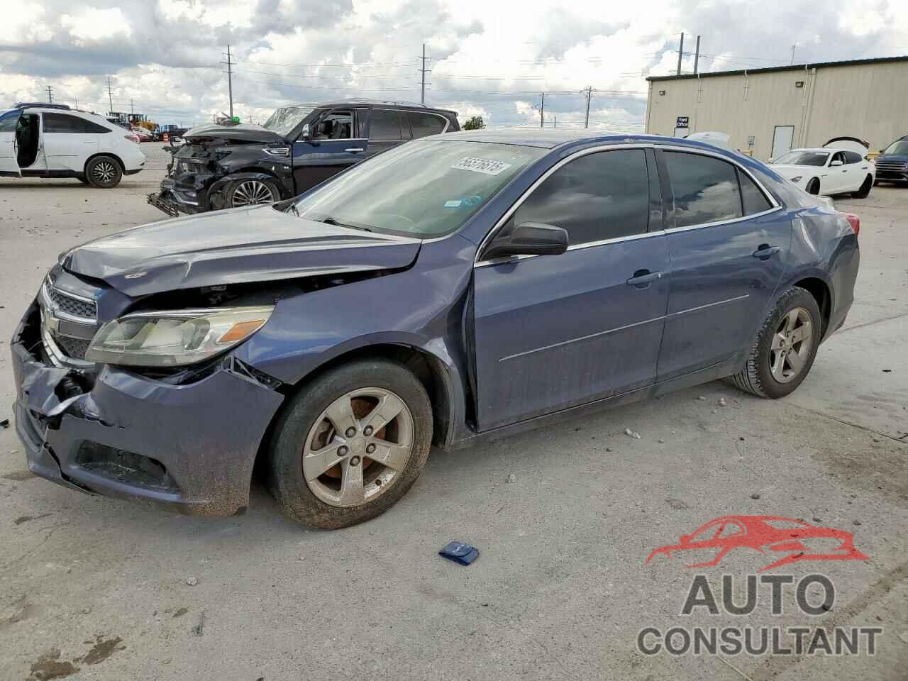 CHEVROLET MALIBU 2013 - 1G11B5SA1DF352615