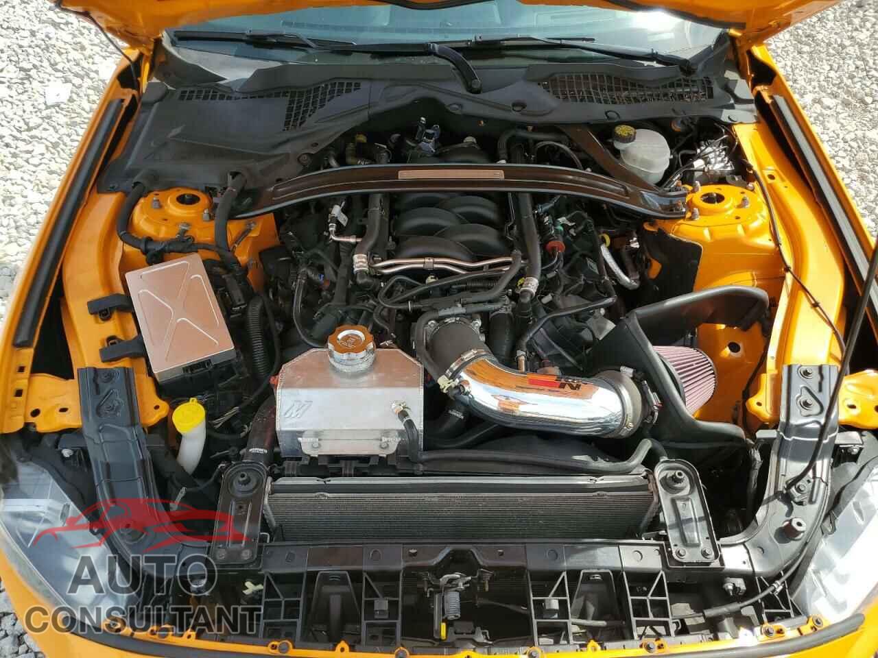 FORD MUSTANG 2018 - 1FA6P8CF6J5111957