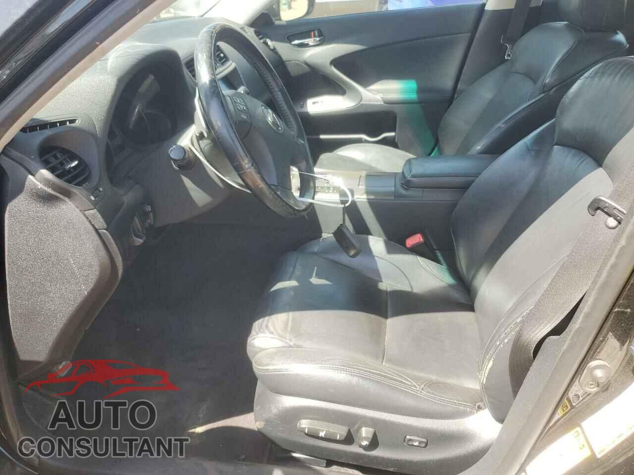 LEXUS IS 2010 - JTHCF5C26A2034695
