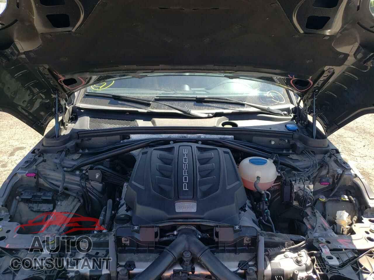 PORSCHE MACAN 2016 - WP1AB2A53GLB52429