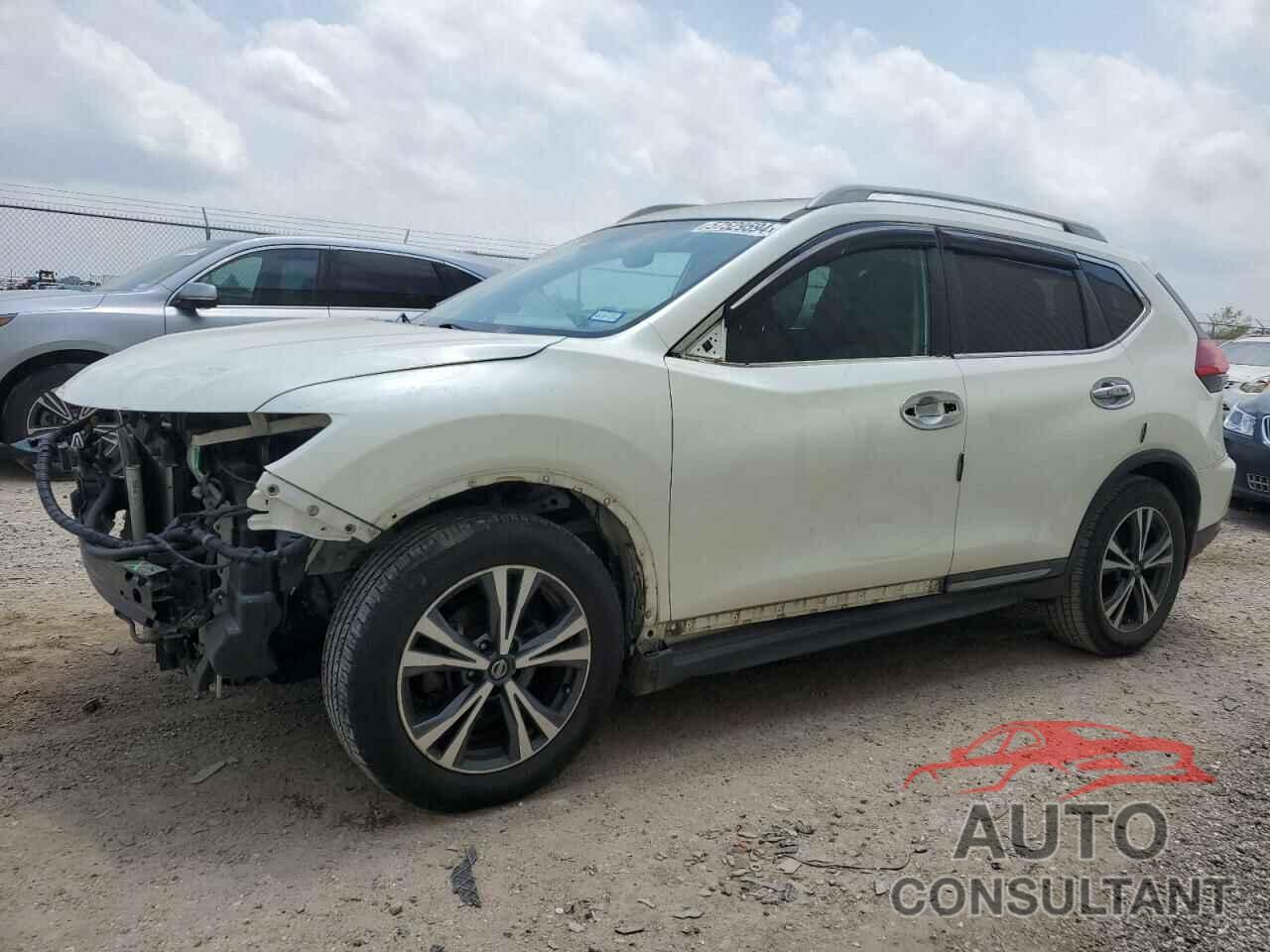 NISSAN ROGUE 2017 - 5N1AT2MT3HC776110