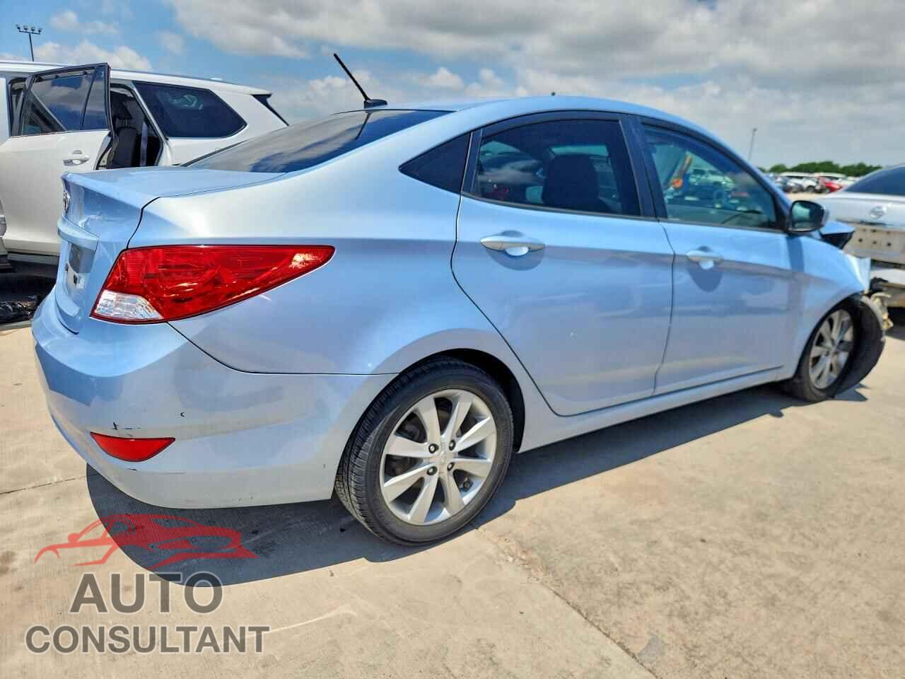 HYUNDAI ACCENT 2012 - KMHCU4AE5CU121263