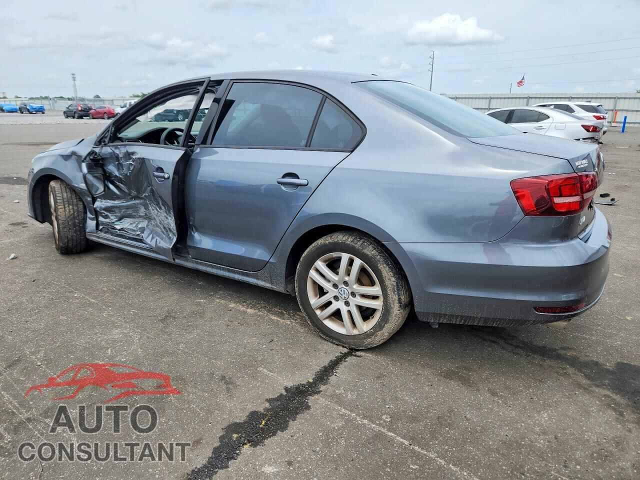 VOLKSWAGEN JETTA 2018 - 3VW2B7AJXJM247346