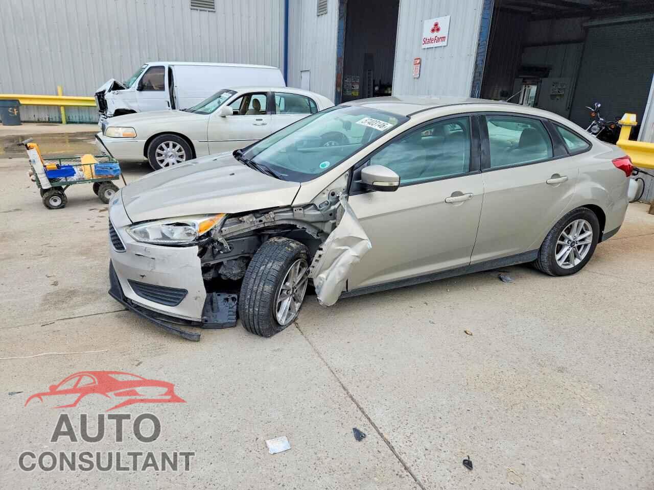 FORD FOCUS 2016 - 1FADP3F23GL261533