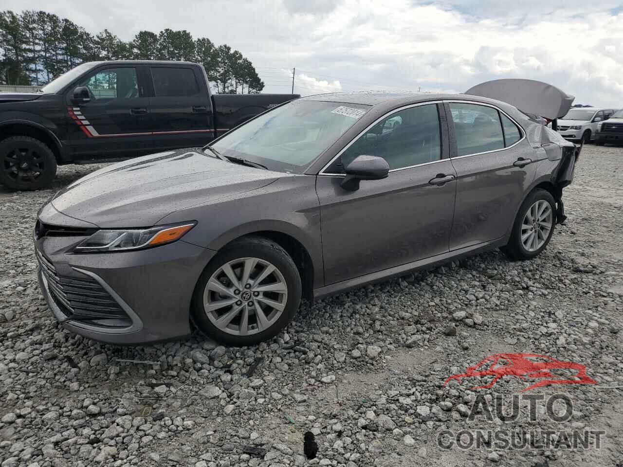 TOYOTA CAMRY 2022 - 4T1C11AK9NU684834