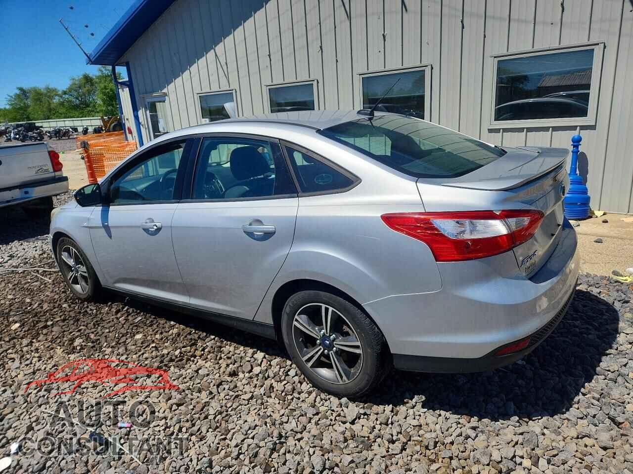 FORD FOCUS 2014 - 1FADP3F29EL246225
