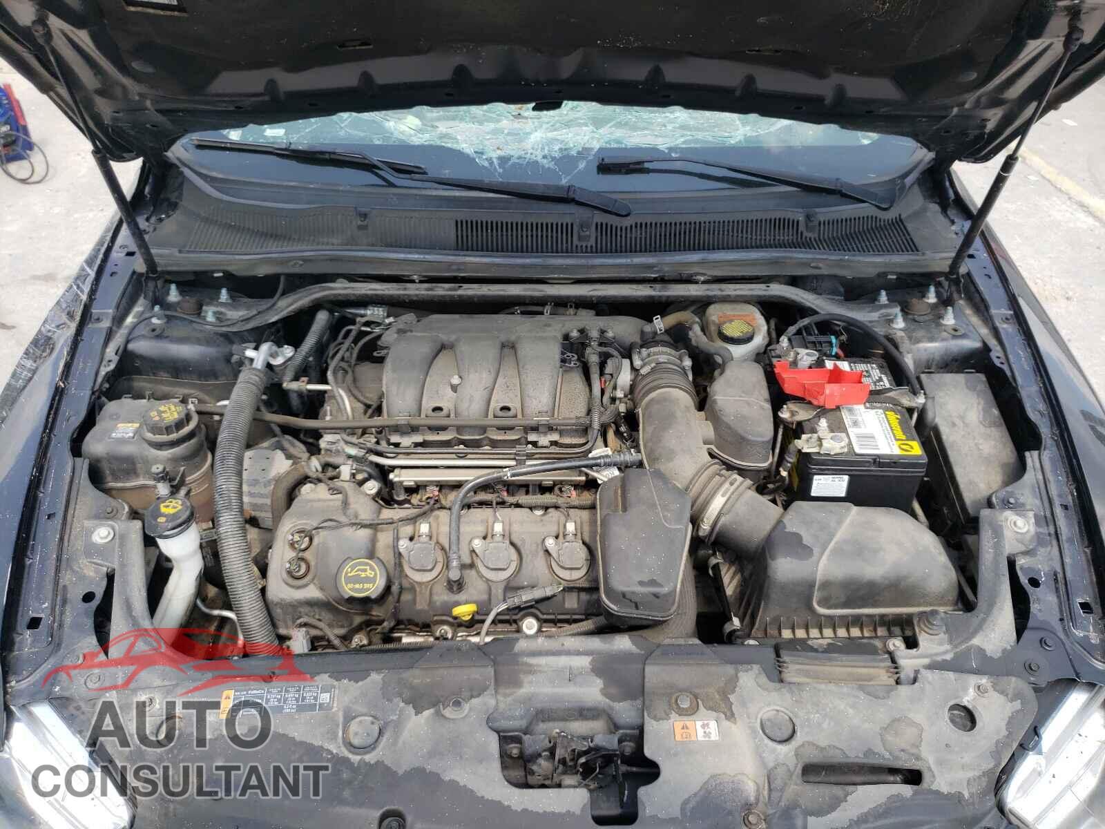FORD TAURUS 2017 - 1FAHP2E81HG127616