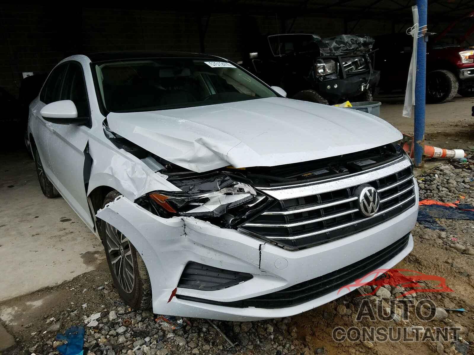 VOLKSWAGEN JETTA 2019 - 3VWC57BU8KM130855