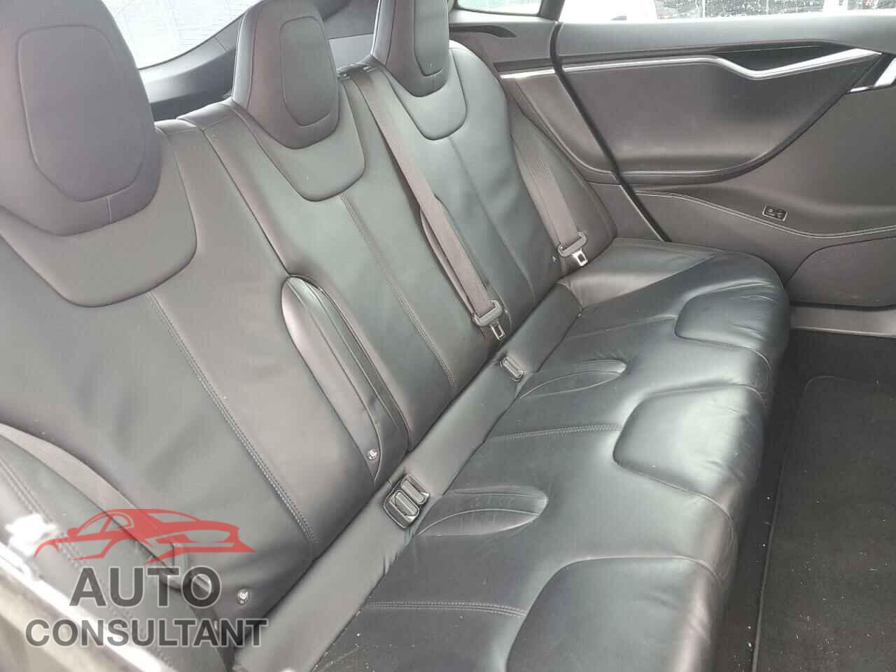 TESLA MODEL S 2014 - 5YJSA1H24EFP65660