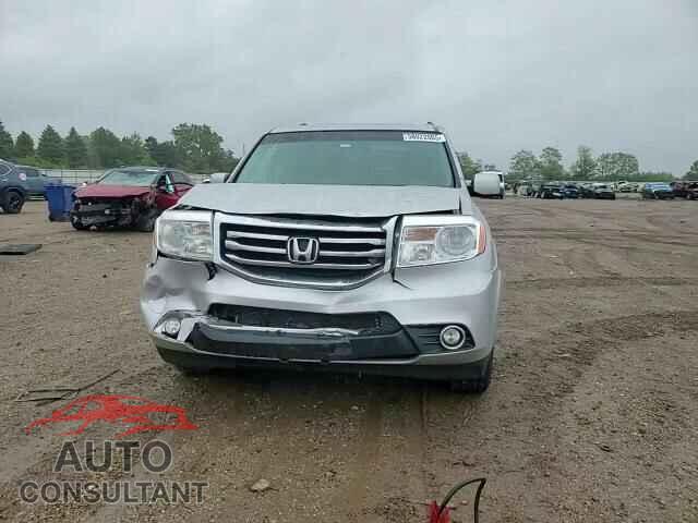 HONDA PILOT 2012 - 5FNYF4H50CB061492