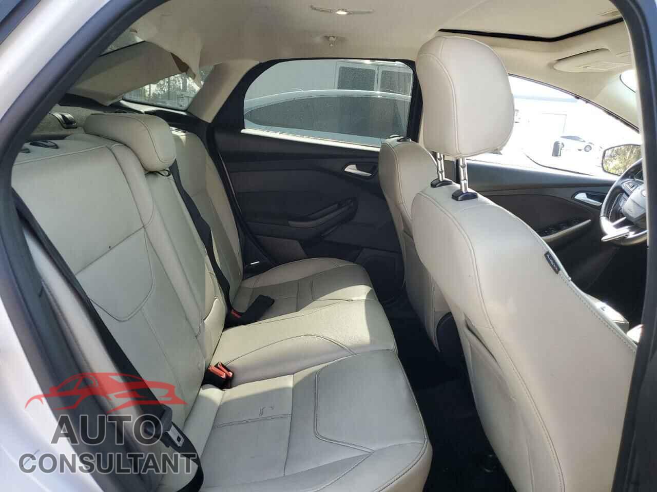 FORD FOCUS 2017 - 1FADP3J2XHL291606