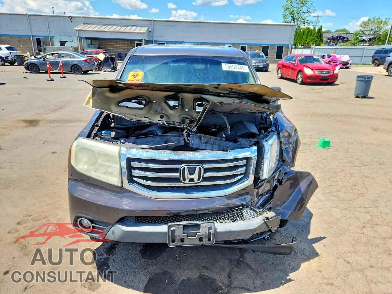 HONDA PILOT 2013 - 5FNYF4H40DB071559