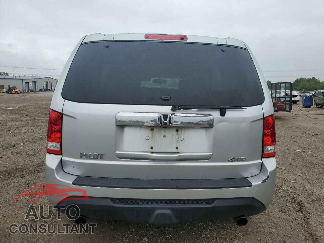 HONDA PILOT 2012 - 5FNYF4H50CB061492