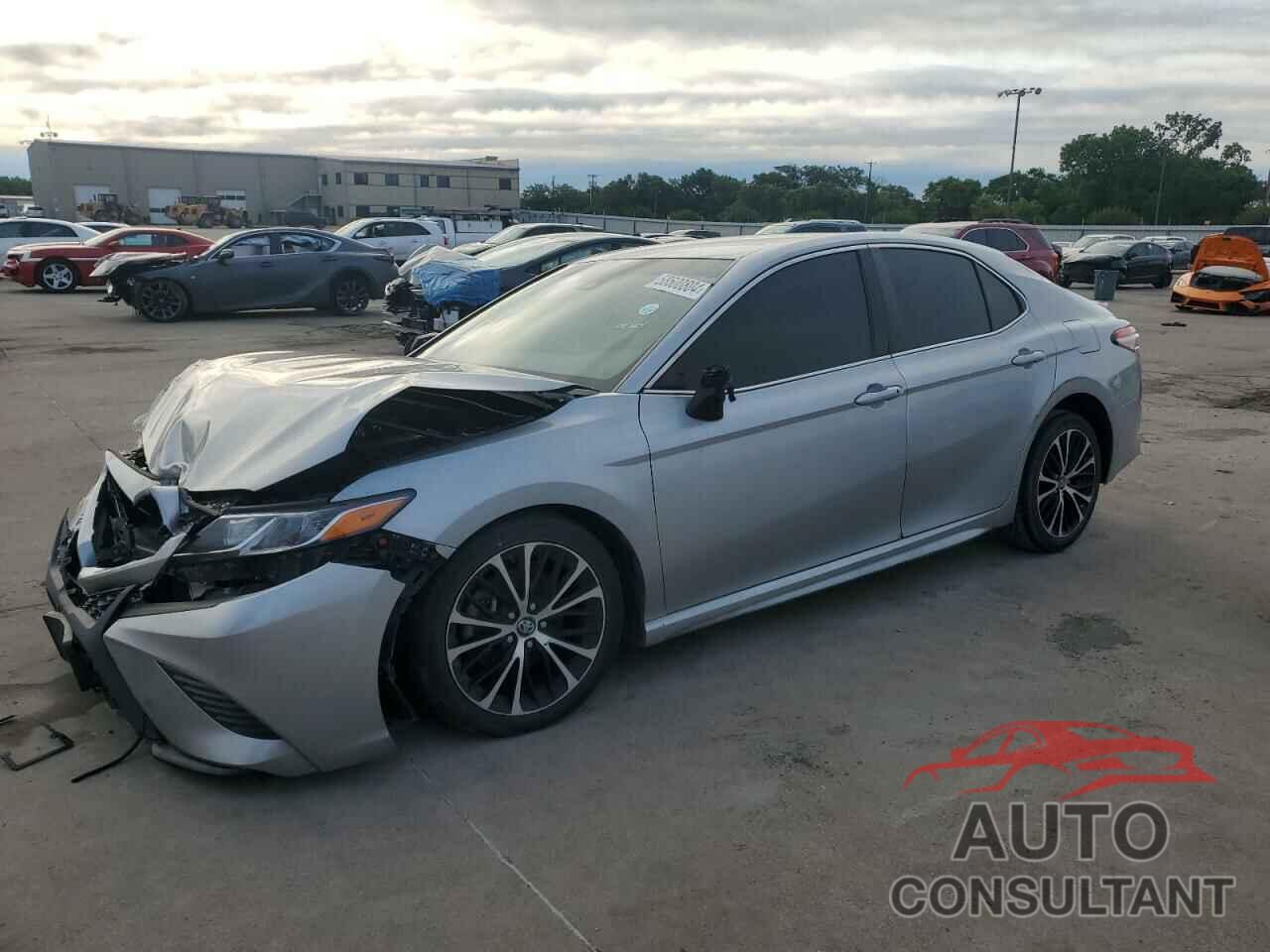TOYOTA CAMRY 2018 - 4T1B11HKXJU616599