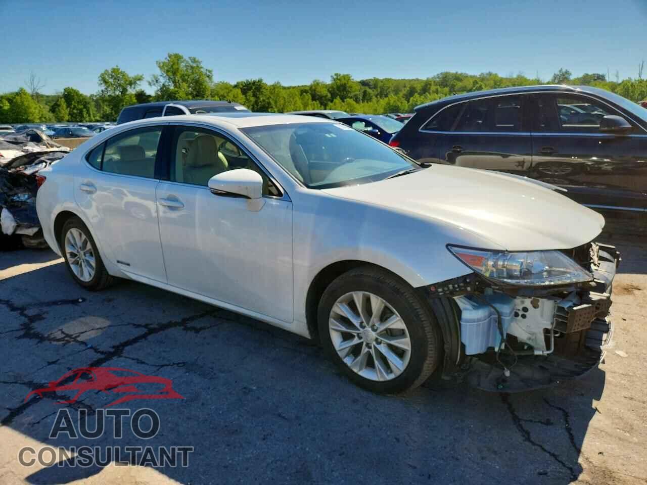 LEXUS ES300 2013 - JTHBW1GG3D2010045