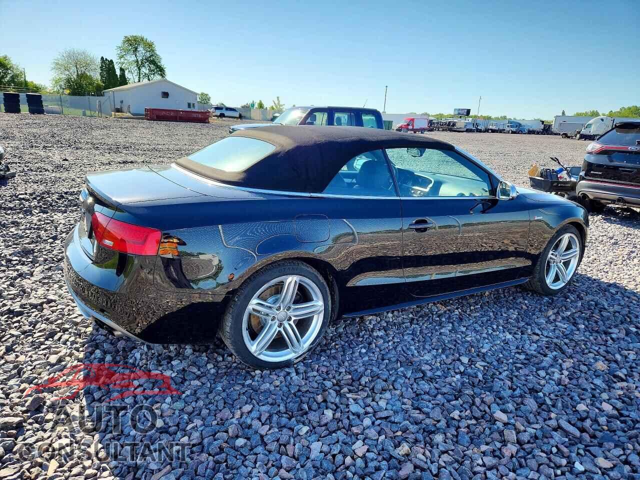 AUDI S5/RS5 2013 - WAUCGAFH2DN004326