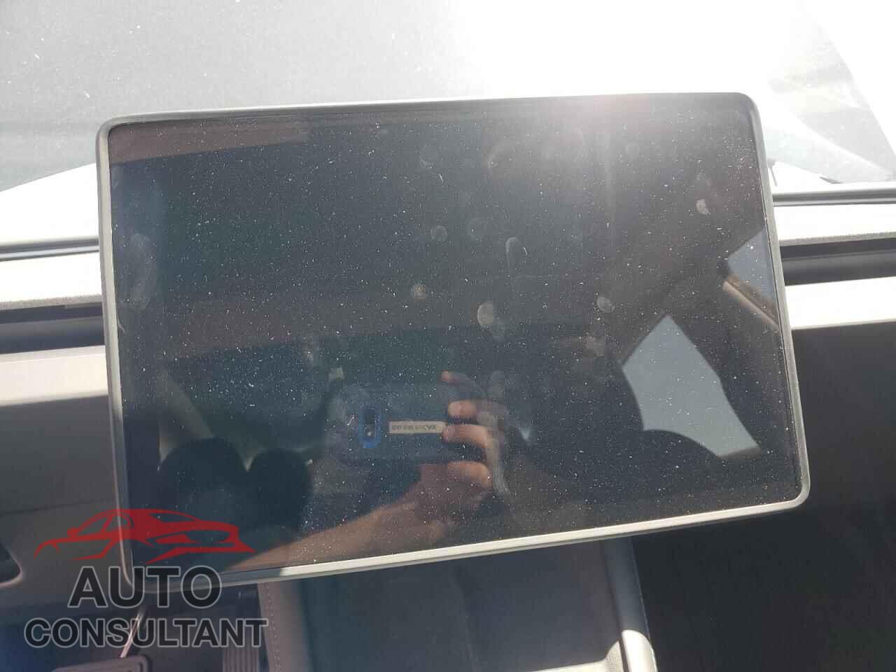 TESLA MODEL 3 2025 - 5YJ3E1EB7SF876244