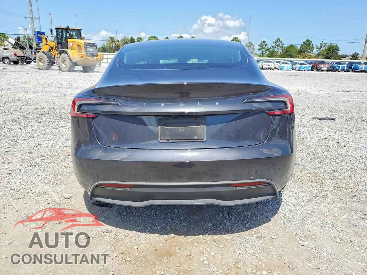 TESLA MODEL 3 2024 - 5YJ3E1EA8RF854495