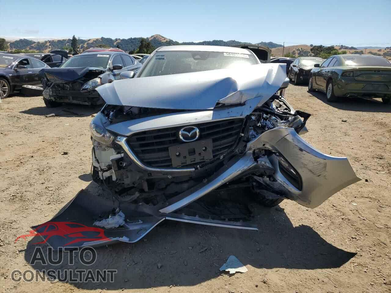 MAZDA 3 2017 - 3MZBN1L74HM137313