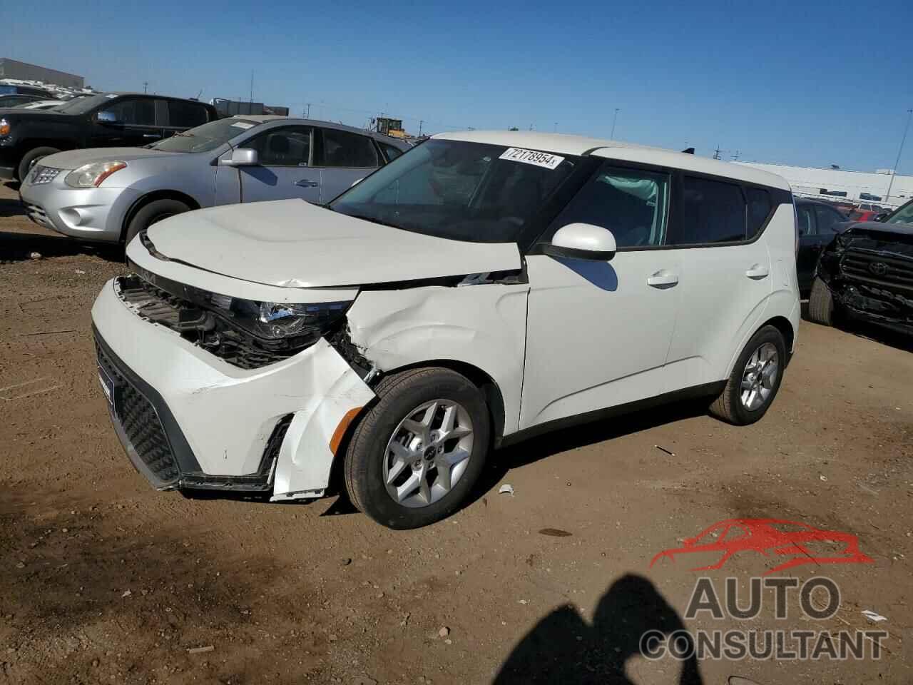 KIA SOUL 2023 - KNDJ23AU8P7838425