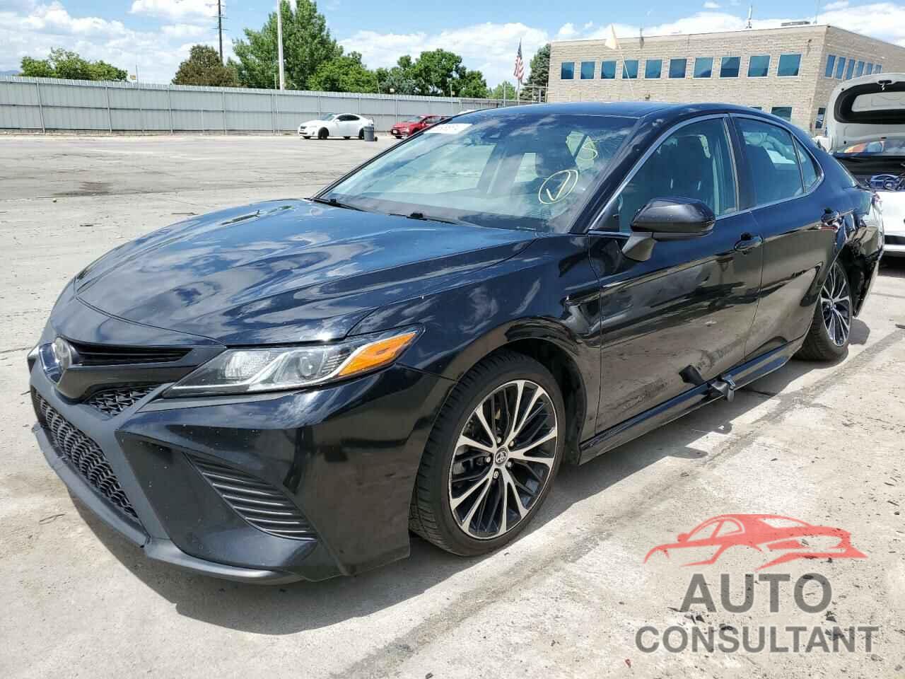 TOYOTA CAMRY 2019 - 4T1B11HK7KU204609