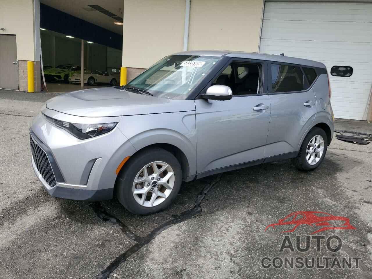 KIA SOUL 2023 - KNDJ23AU1P7860170
