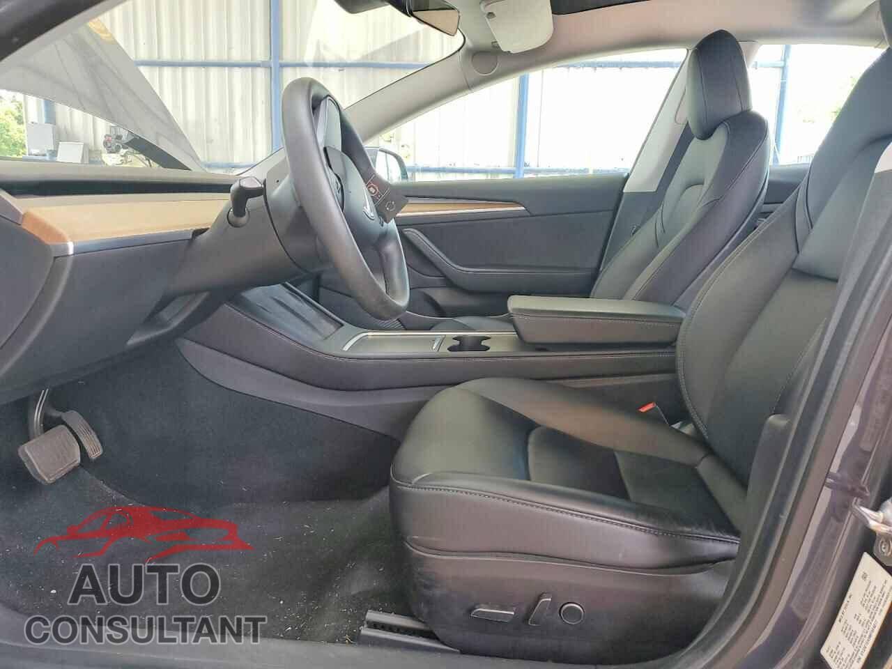 TESLA MODEL 3 2021 - 5YJ3E1EA9MF084817