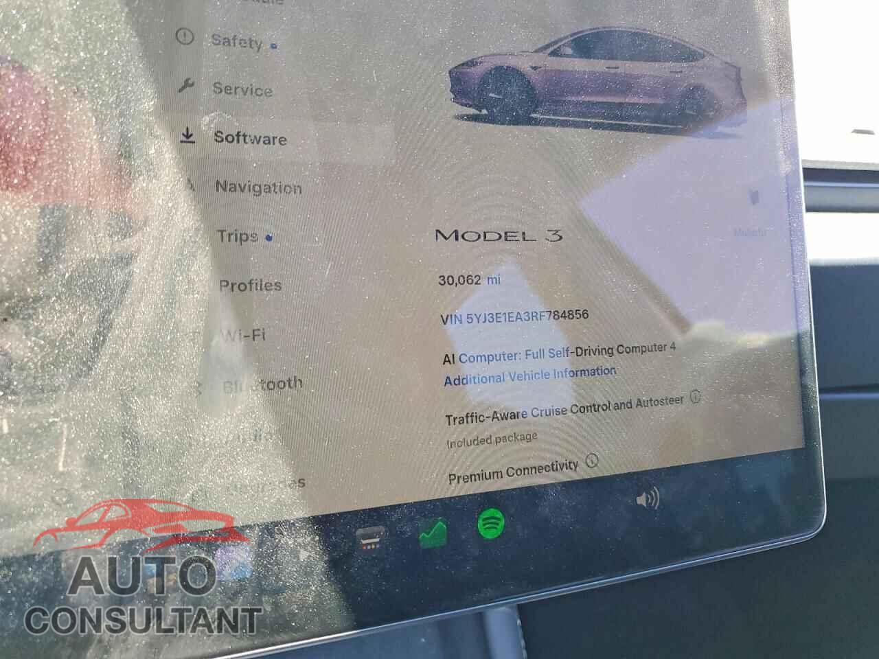 TESLA MODEL 3 2024 - 5YJ3E1EA3RF784856