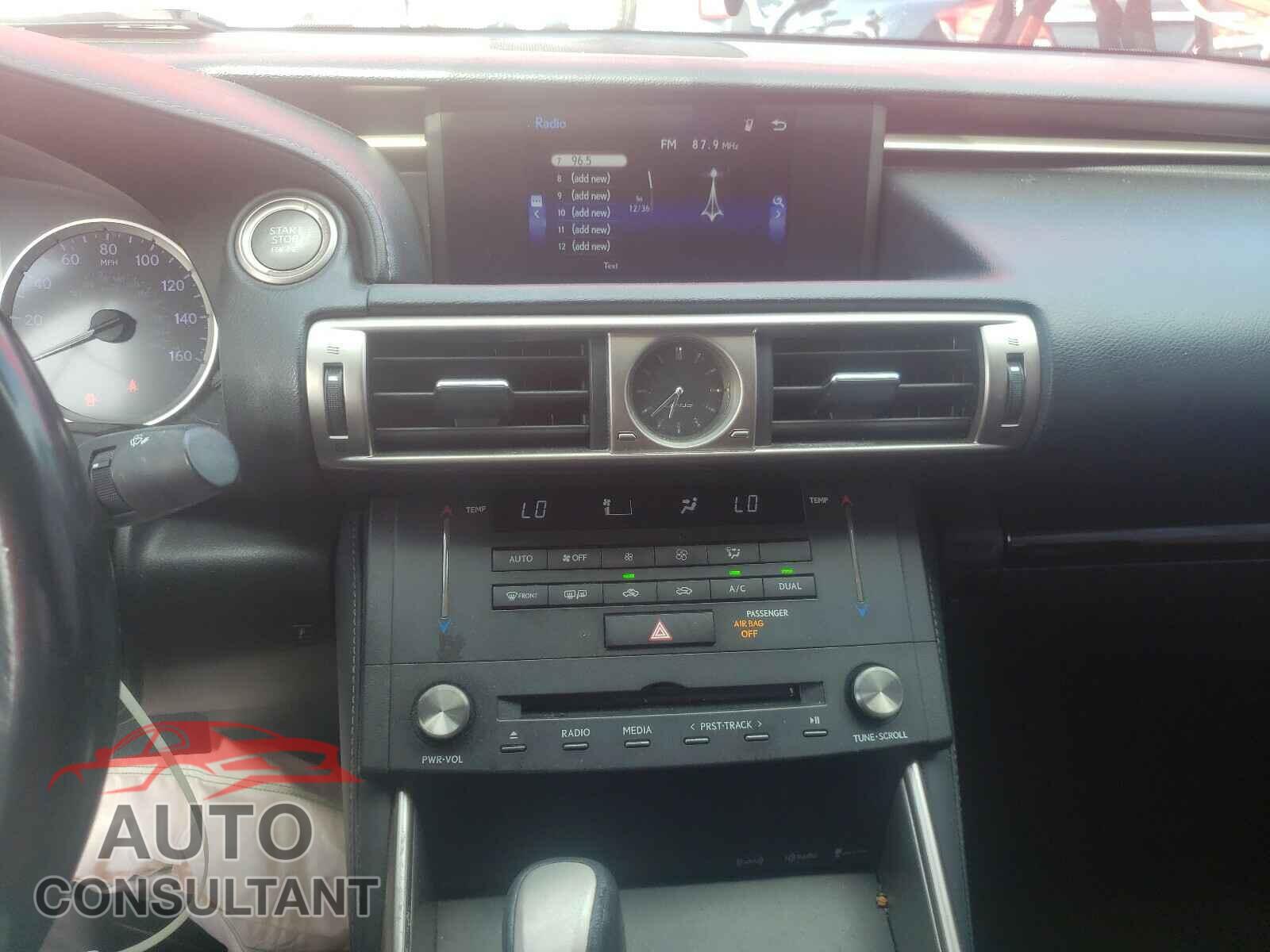 LEXUS IS 2016 - JTHBA1D26G5017890