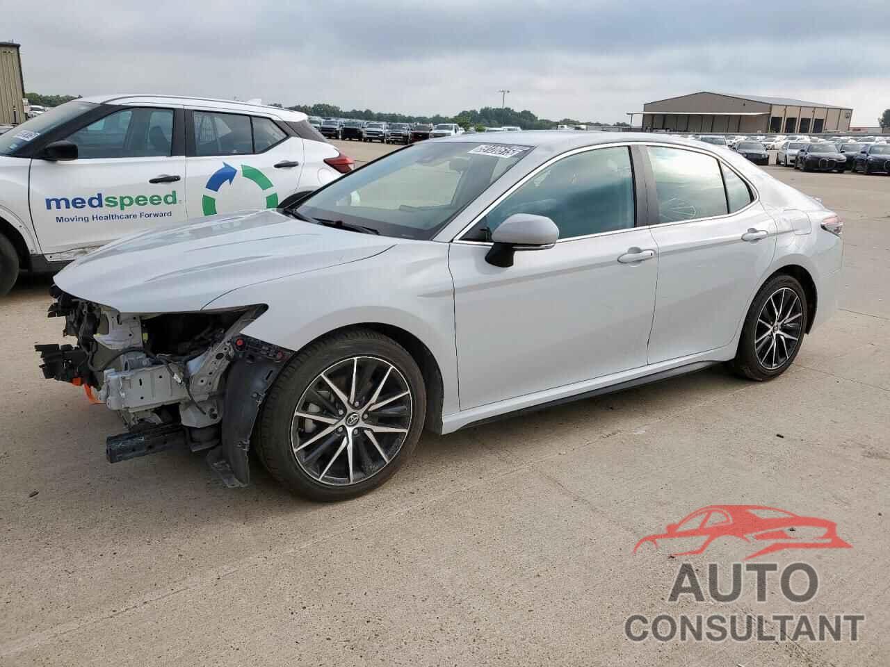 TOYOTA CAMRY 2022 - 4T1G11AK7NU067966