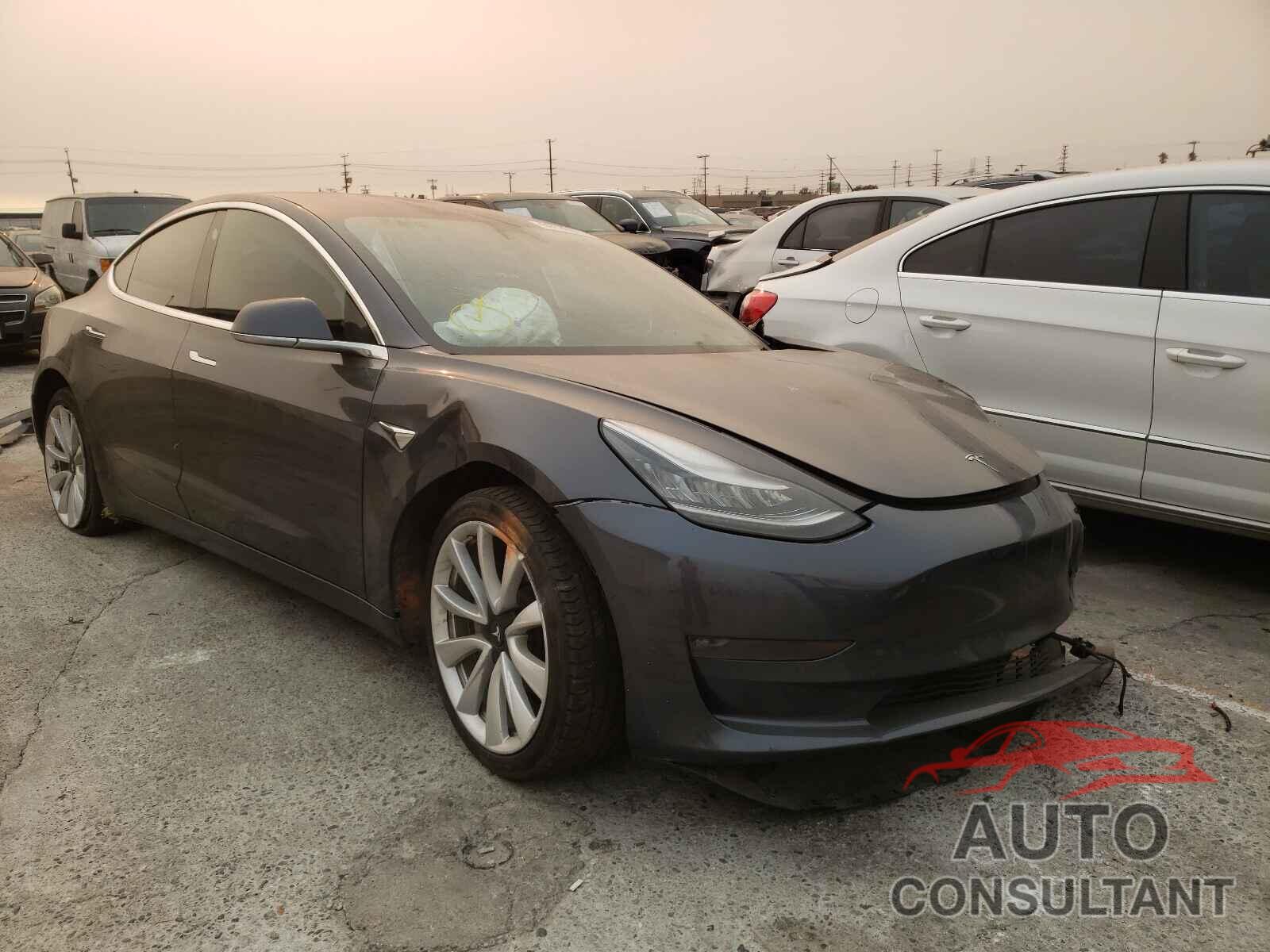 TESLA MODEL 3 2019 - 5YJ3E1EA5KF300871