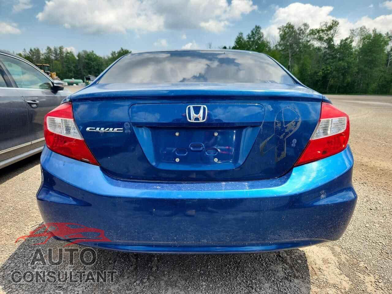 HONDA CIVIC 2012 - 2HGFB2F47CH018247