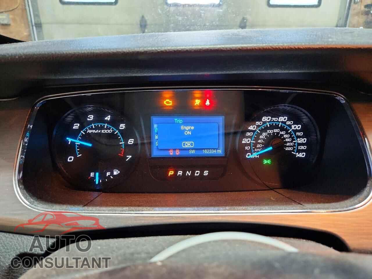 FORD TAURUS 2016 - 1FAHP2E89GG135977