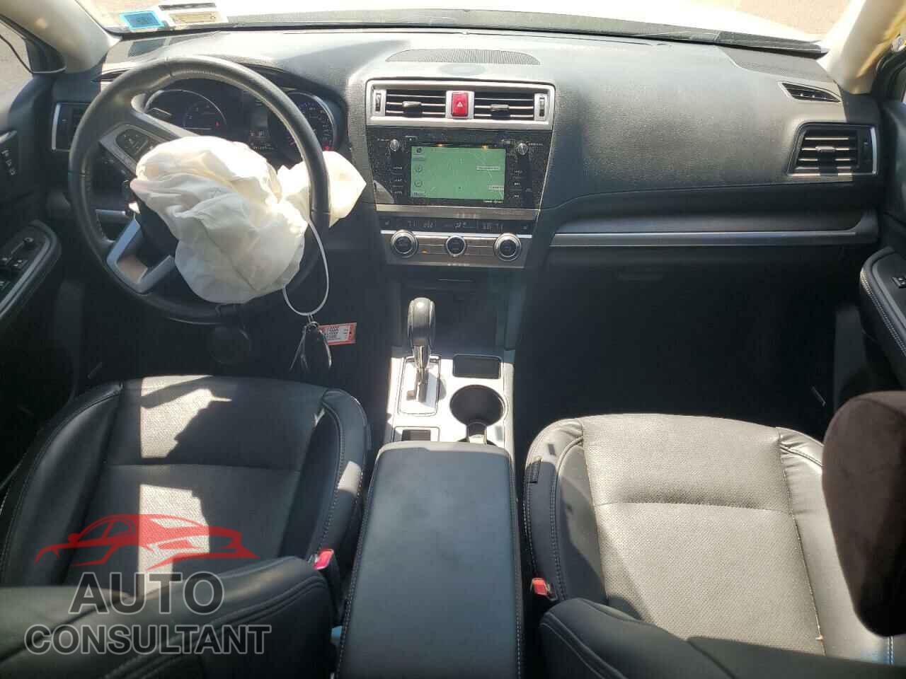 SUBARU OUTBACK 2017 - 4S4BSENC8H3351330