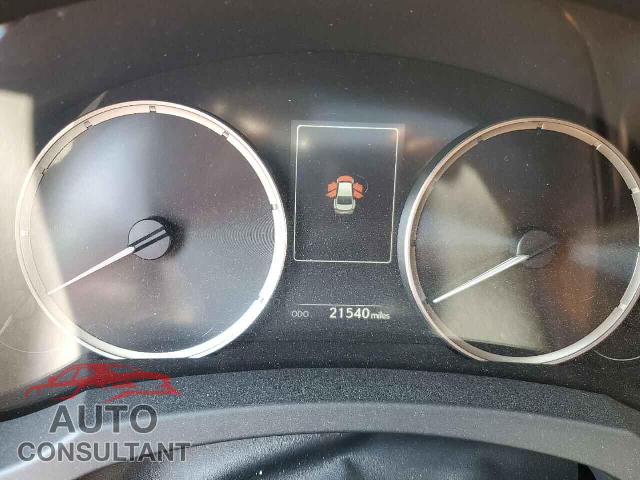 LEXUS IS 2021 - JTHCA1D23M5114853