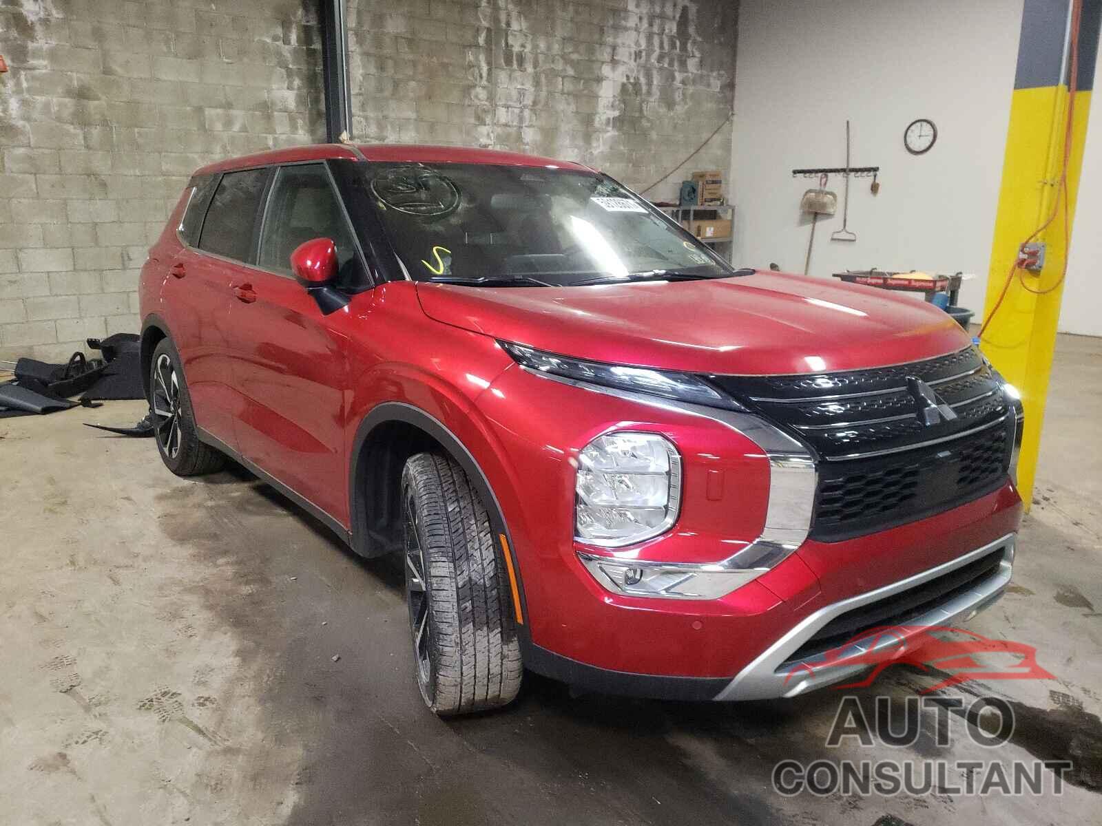 MITSUBISHI OUTLANDER 2022 - JA4J4UA83NZ010958