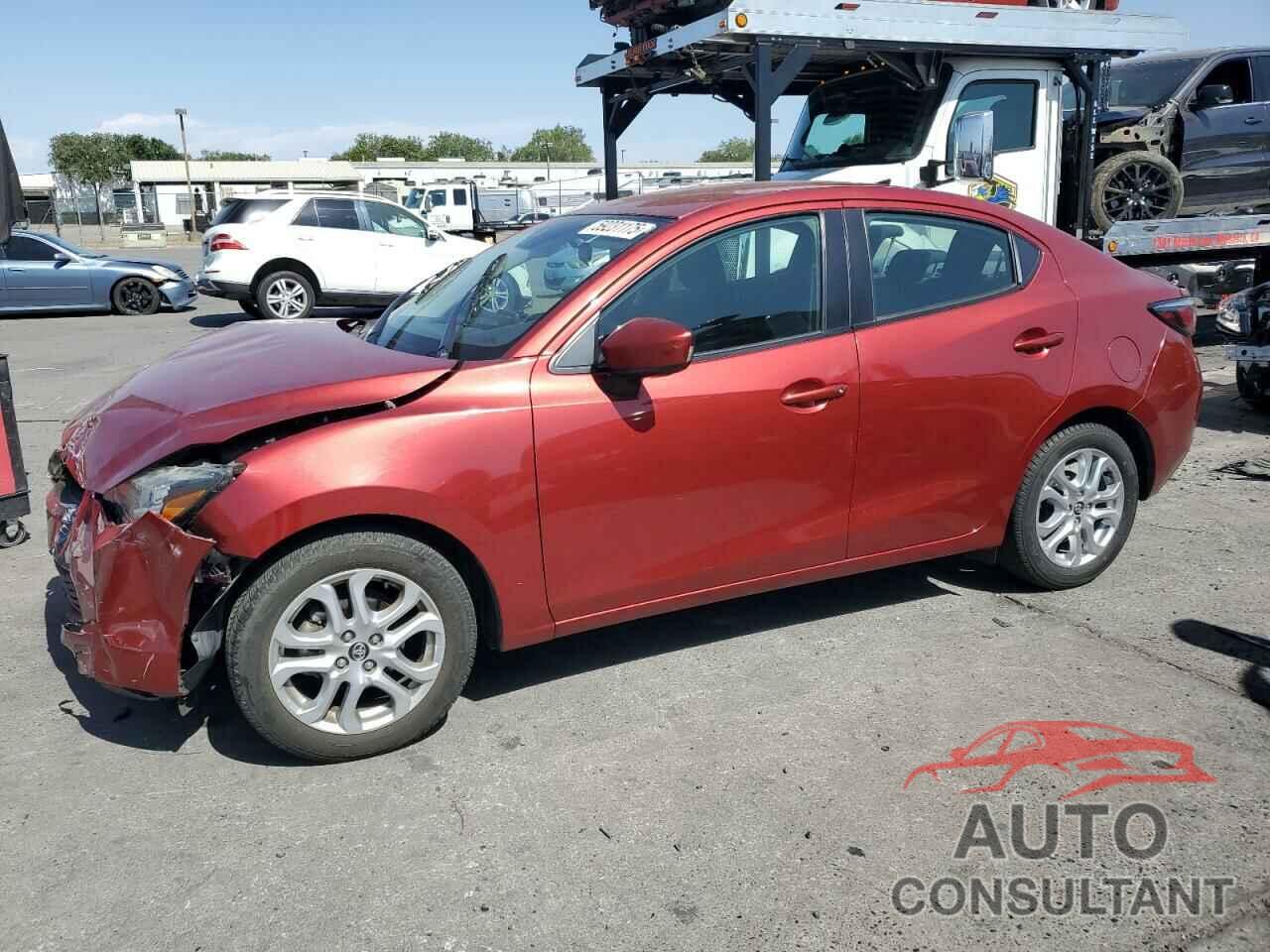 TOYOTA YARIS 2017 - 3MYDLBYV0HY173198