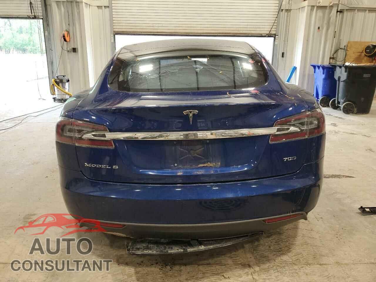 TESLA MODEL S 2015 - 5YJSA1E27FF111550