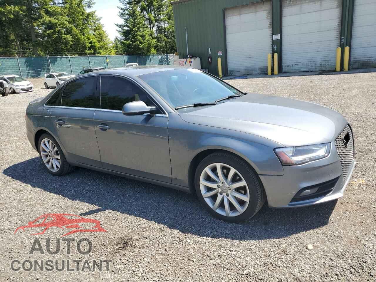 AUDI A4 2013 - WAUFFAFL5DA157035