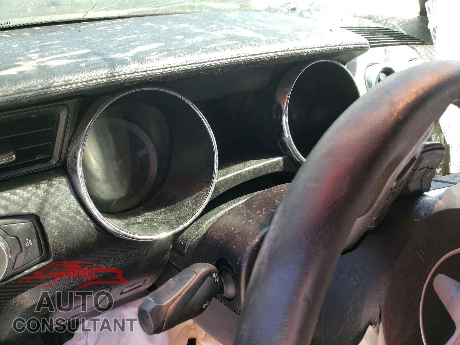 FORD MUSTANG 2017 - 1FA6P8AM7H5291297