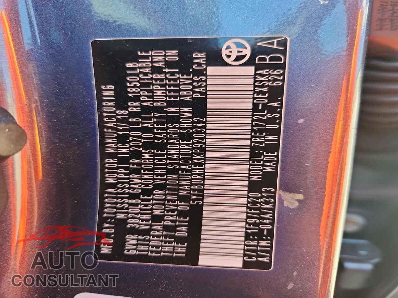TOYOTA COROLLA 2019 - 5YFBURHEXKP920342