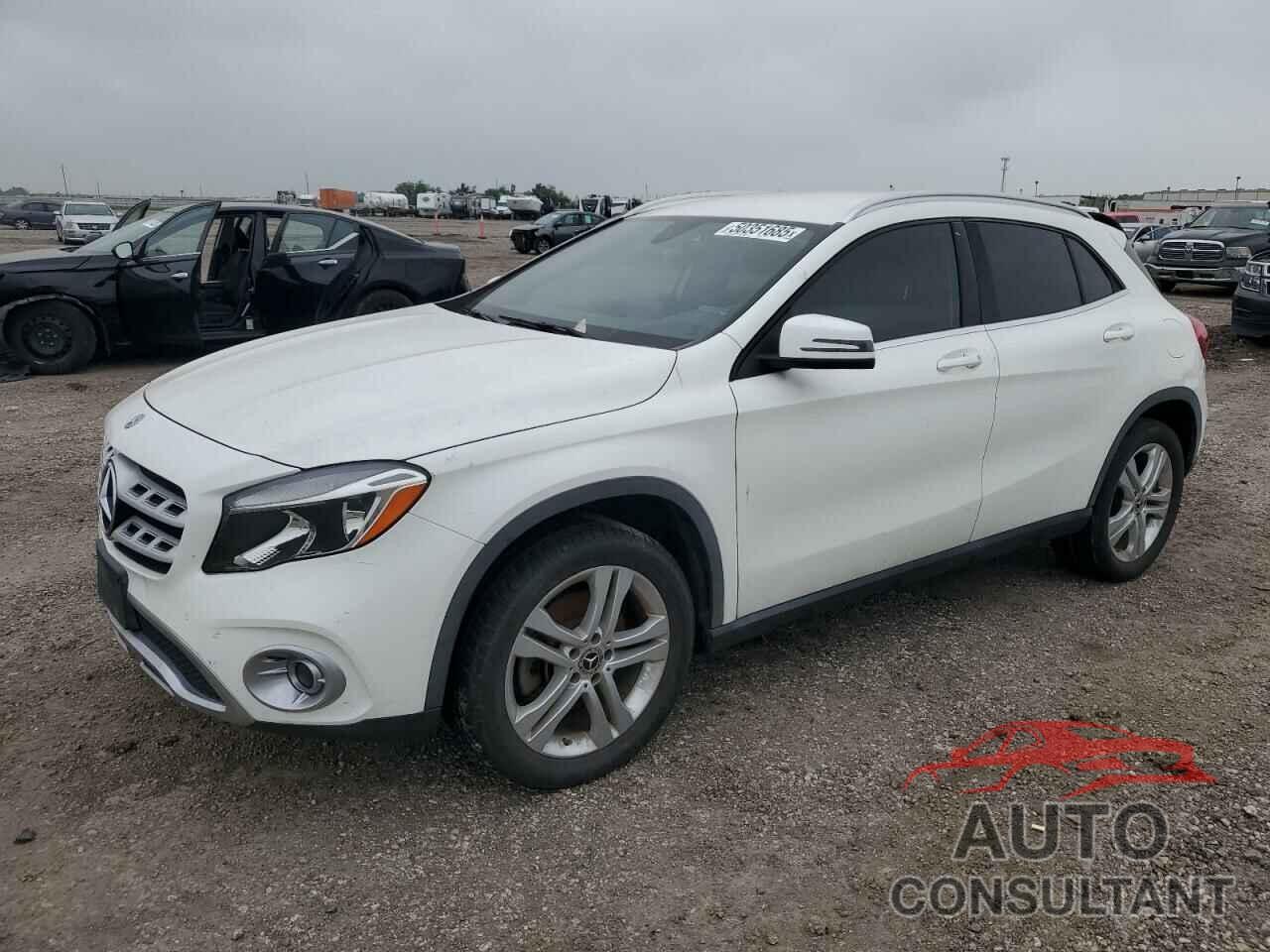 MERCEDES-BENZ GLA-CLASS 2020 - W1NTG4EB0LU029921
