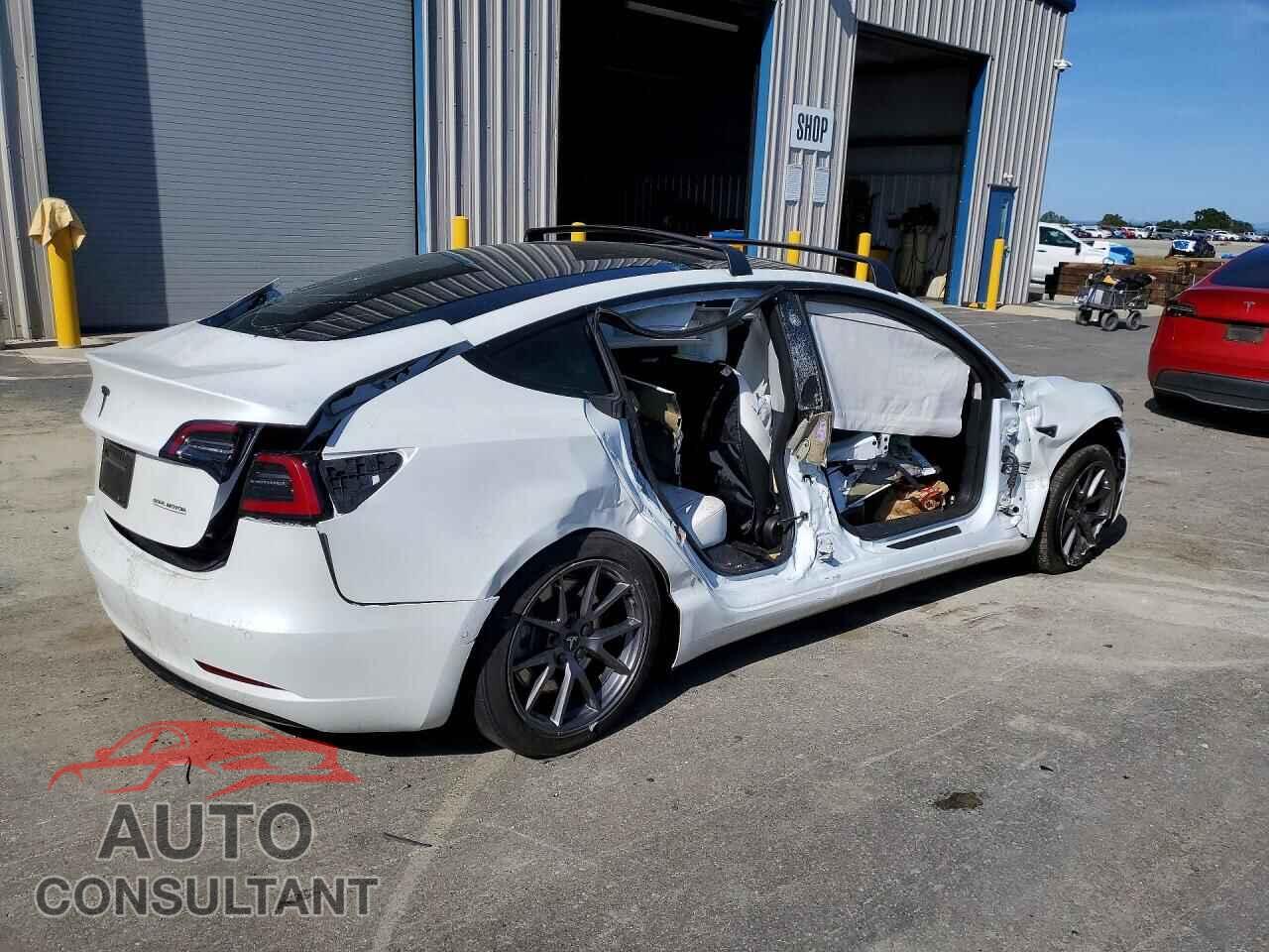TESLA MODEL 3 2022 - 5YJ3E1EA7NF374670