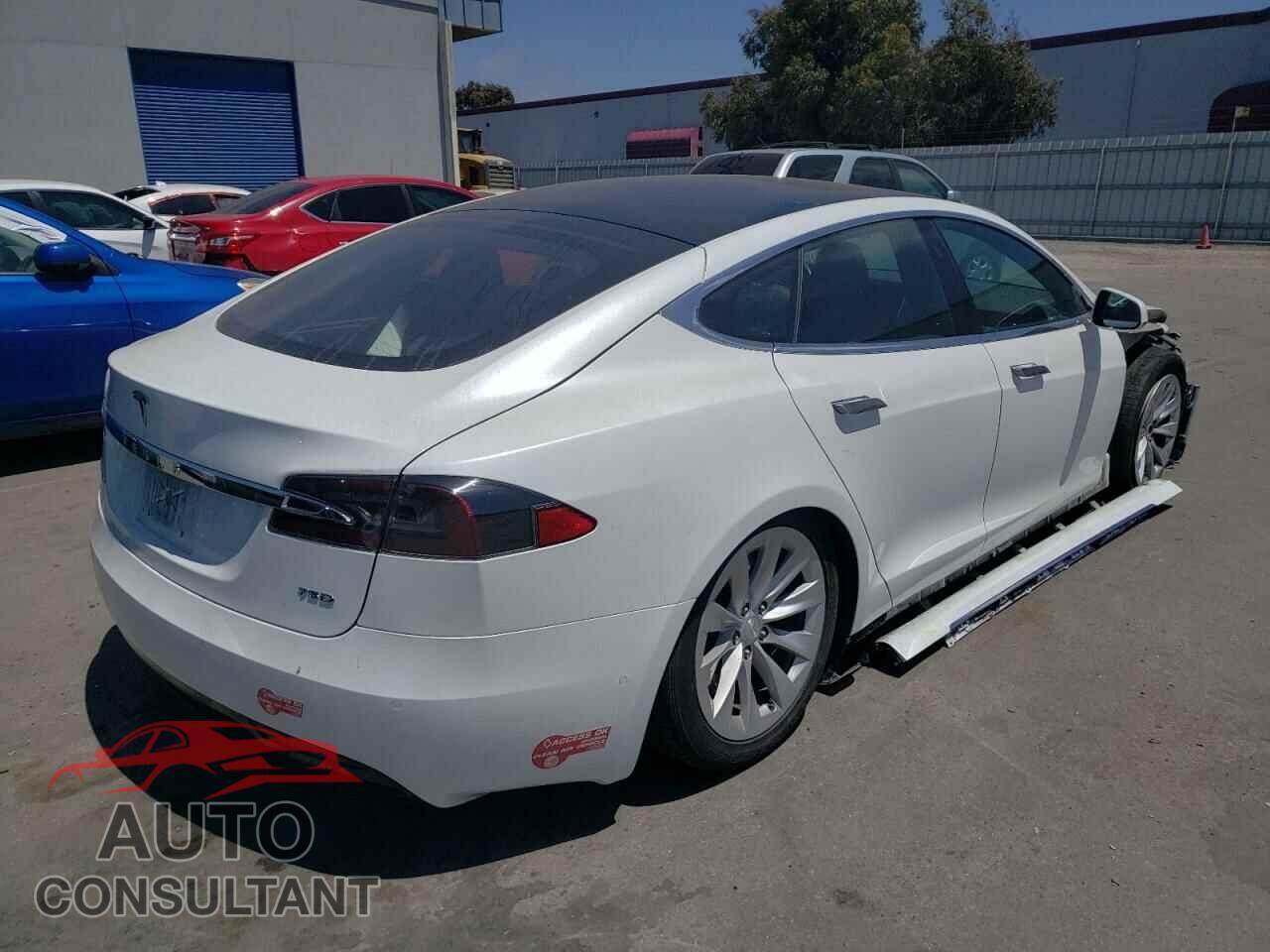TESLA MODEL S 2018 - 5YJSA1E2XJF239970