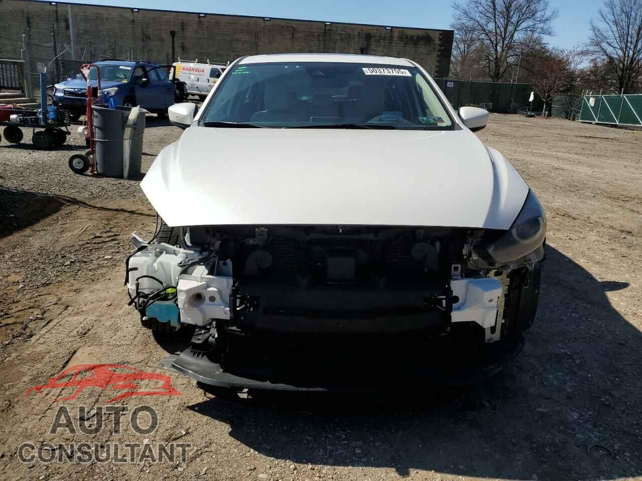MAZDA 3 2017 - JM1BN1M37H1103281